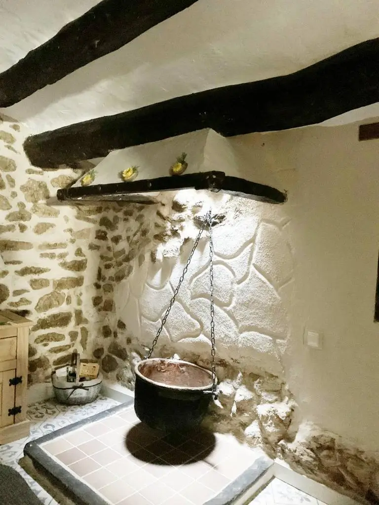 casa rural en teruel con chimenea